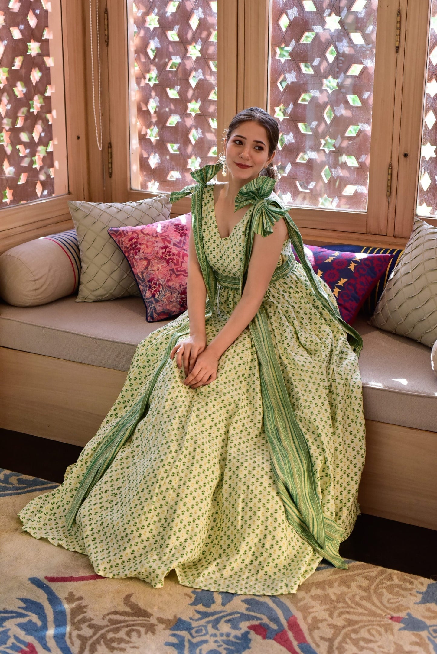 Yasmin green bow maxi