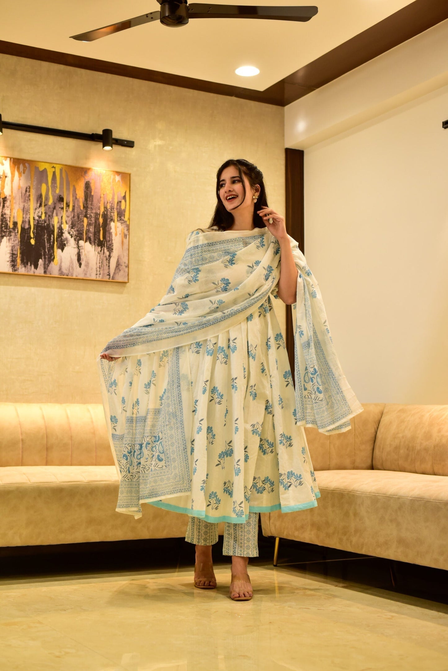 white & blue flora cotton suit set