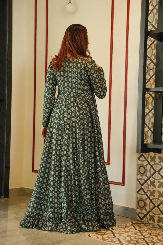 YADVI GREEN MUSLIN SHRUG SET